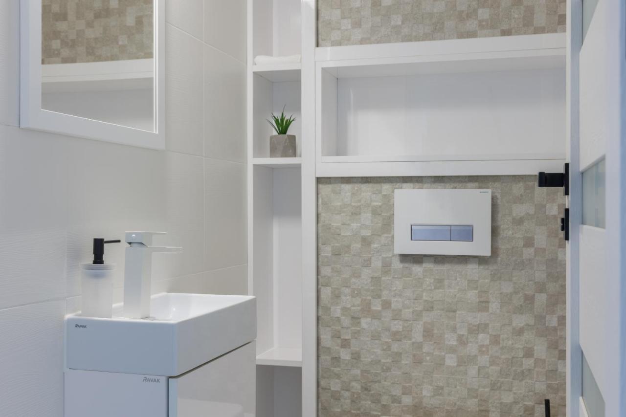Noir Hotel - Penthouse Apartman Segedín Exteriér fotografie