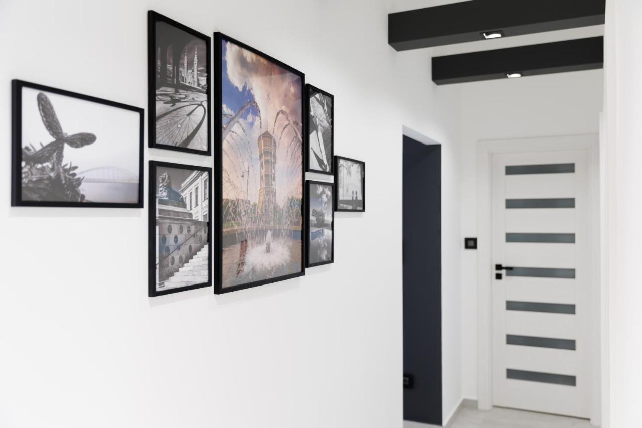 Noir Hotel - Penthouse Apartman Segedín Exteriér fotografie